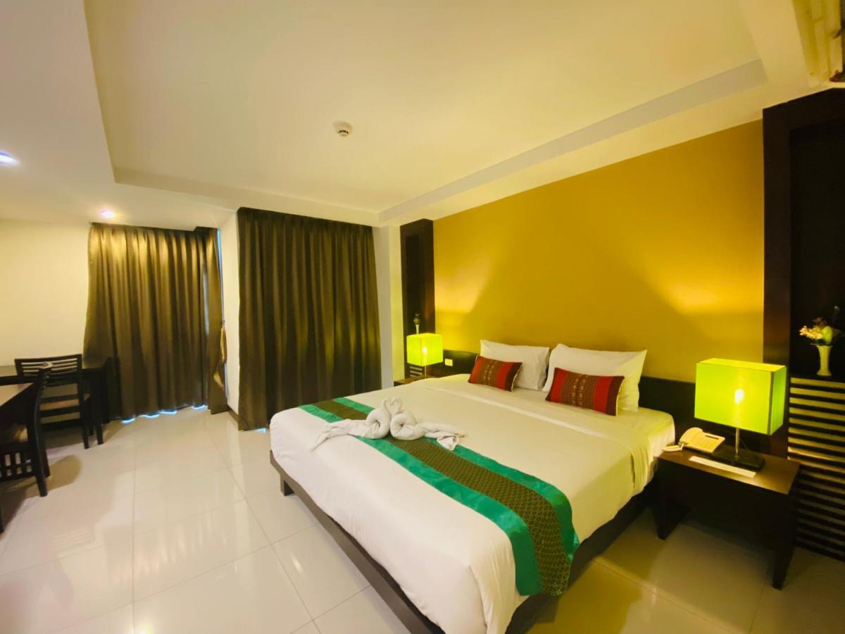 Tycoon Suite By Goad Avadhess Hospitality 1Km Walking Street Pattaya Beach Esterno foto
