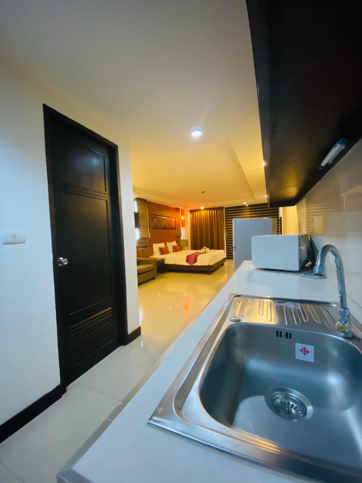 Tycoon Suite By Goad Avadhess Hospitality 1Km Walking Street Pattaya Beach Esterno foto