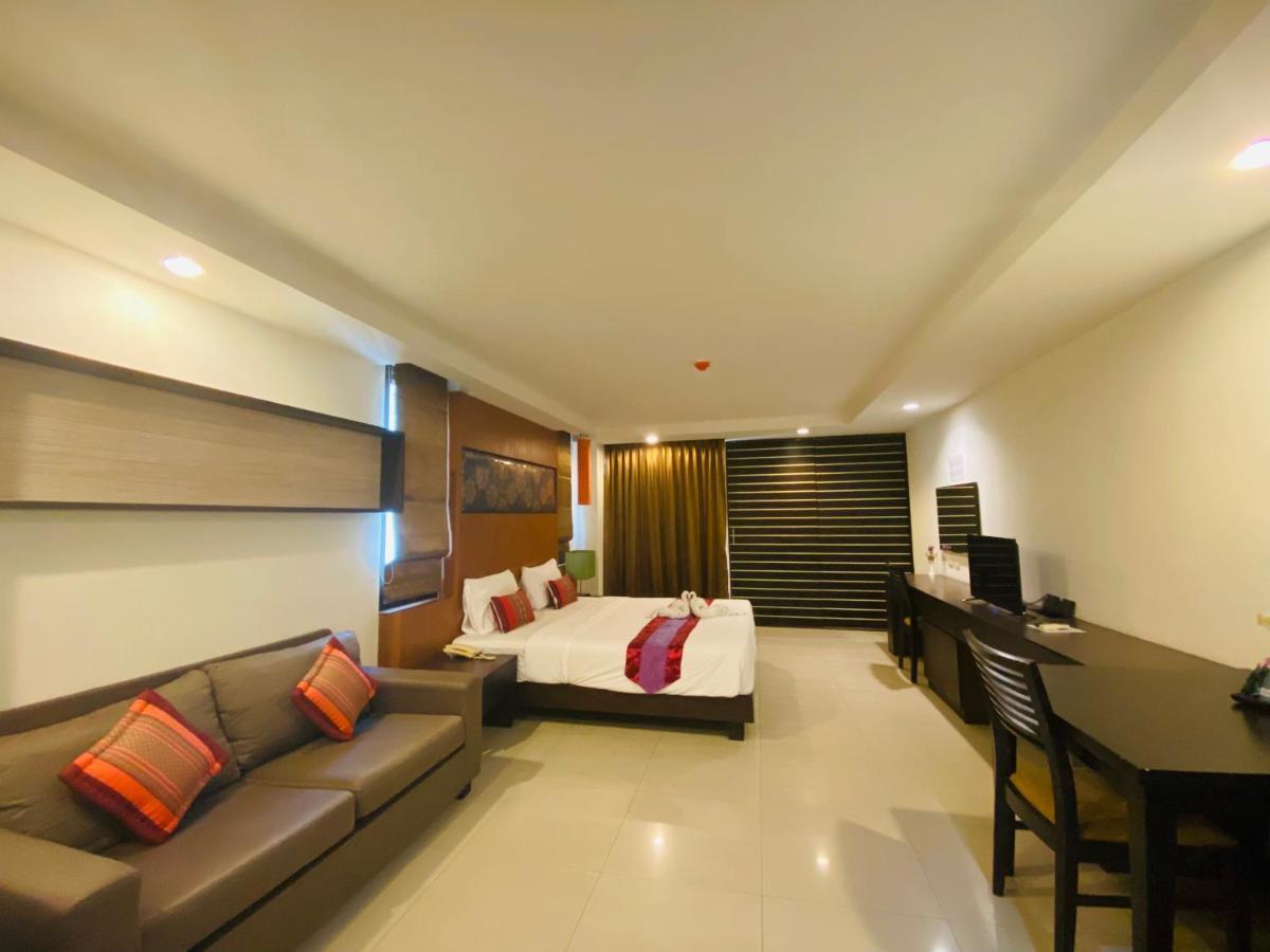 Tycoon Suite By Goad Avadhess Hospitality 1Km Walking Street Pattaya Beach Esterno foto