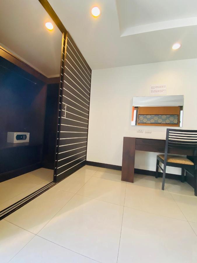 Tycoon Suite By Goad Avadhess Hospitality 1Km Walking Street Pattaya Beach Esterno foto