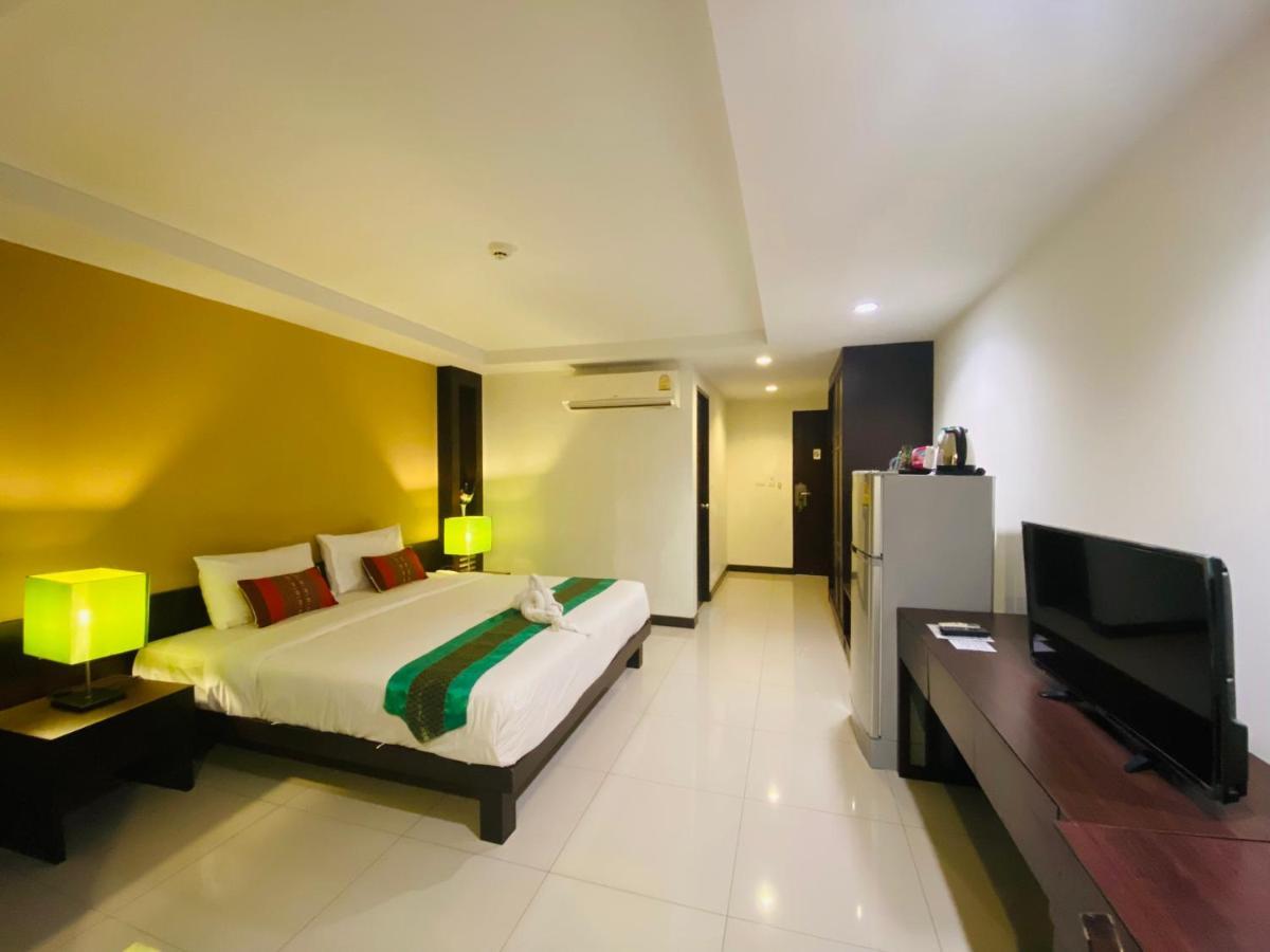 Tycoon Suite By Goad Avadhess Hospitality 1Km Walking Street Pattaya Beach Esterno foto