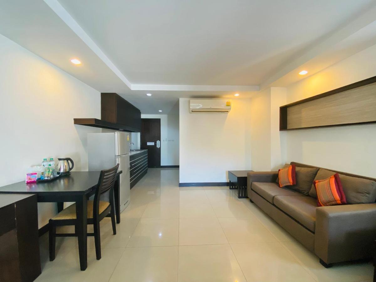 Tycoon Suite By Goad Avadhess Hospitality 1Km Walking Street Pattaya Beach Esterno foto